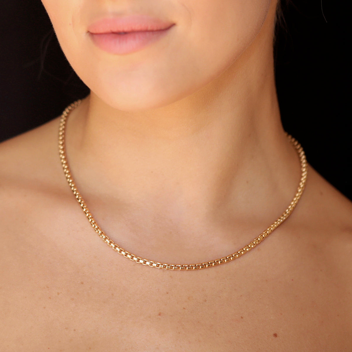 Amora choker, chain choker, gold choker, choker, 24k selling gold, thick chain choker, thick chain, thick choker, heavy metal